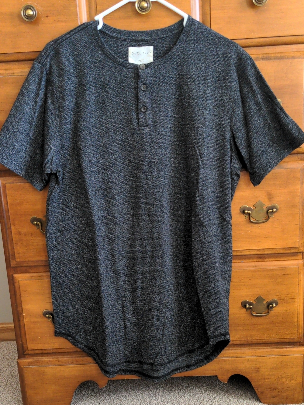 Men's Short-Sleeve Henley Shirt in Dark Heather Gray